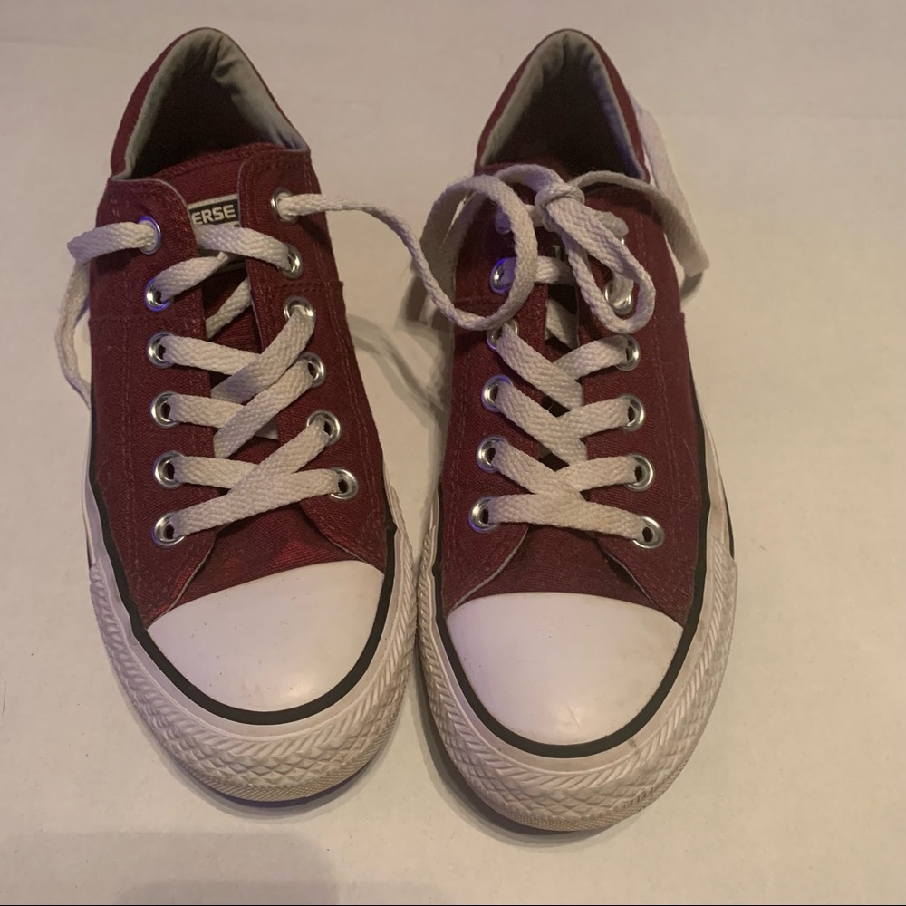 Converse Women’s Chuck Taylor All Star Low Top Sneaker